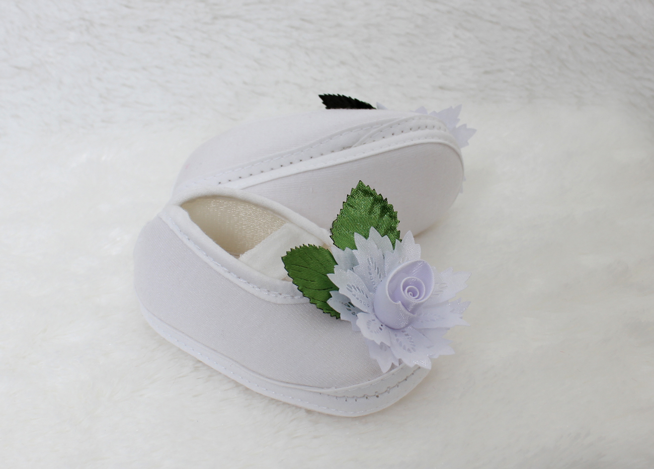 Sepatu Bayi Melati Putih