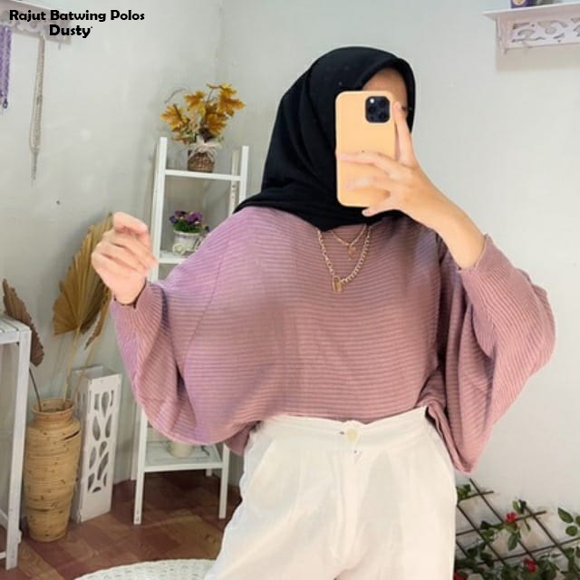  Rajut batwing polos maroon