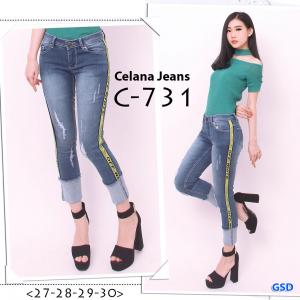 Celana jeans C731