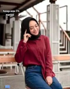 kemeja snow 274 maroon