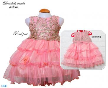 Dress kids wanda salem