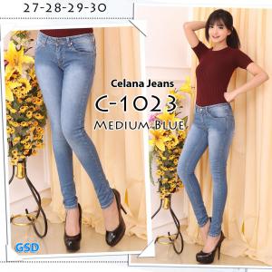 Celana jeans 1023