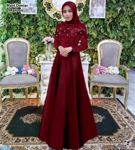 Maxi Daniar maroon