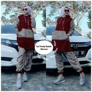 Set Trinty Kotak Maroon