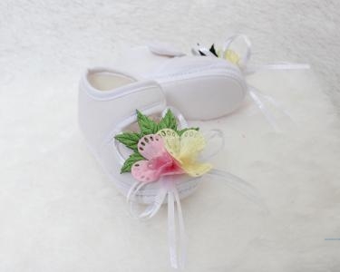 Sepatu Bayi Rose Putih