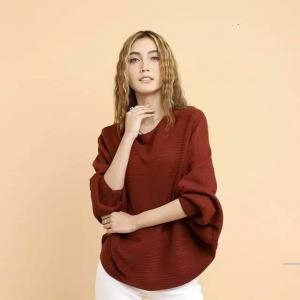  Rajut batwing polos maroon