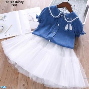 St Tile bunny putih